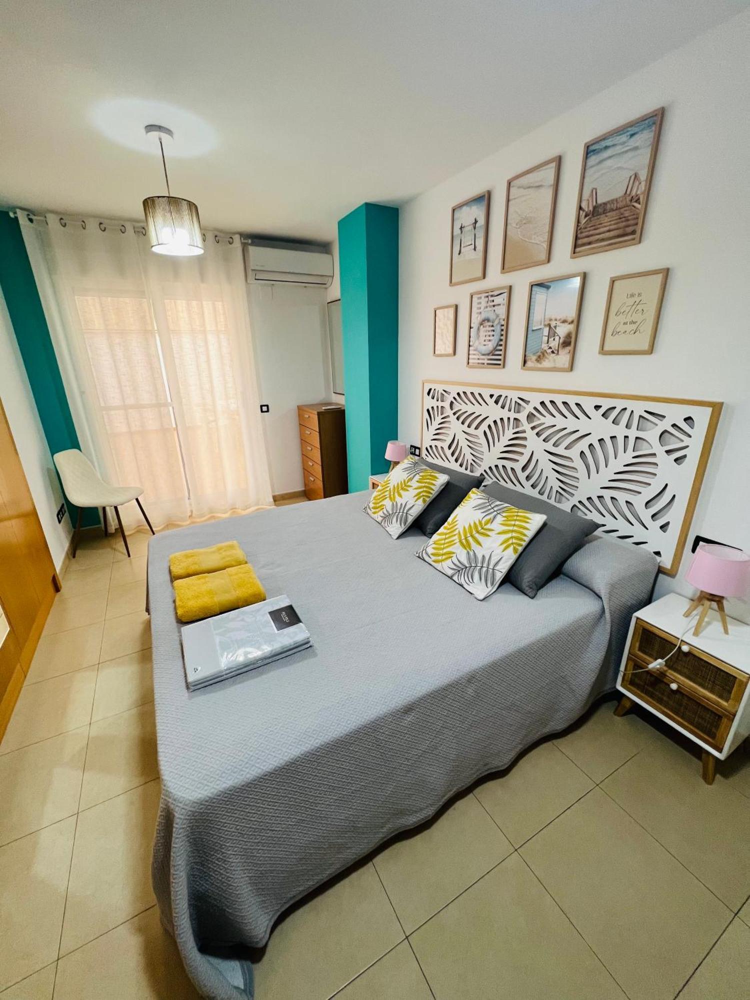 Apartamento Centro 3 Habitaciones Con Aire Acondicionado Y Wifi A 150M De La Playa Y Castillo Peñíscola Eksteriør billede